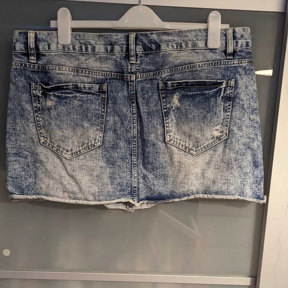 UK 18 skirt Primark - Picture 5 of 7